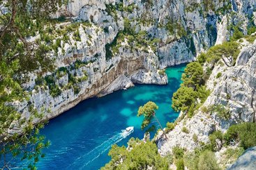 Proplouvání zálivem Národního parku Calanques