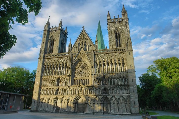 Trondheim - Katedrála Nidaros v Trondheimu