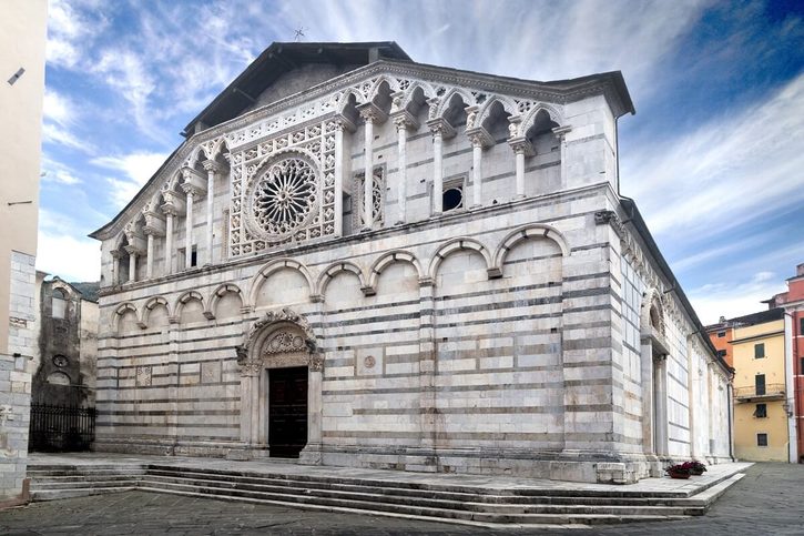 Carrara - Katedrála 