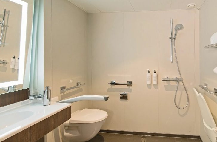 Mini-Suite (Q2), koupelna - Richard With