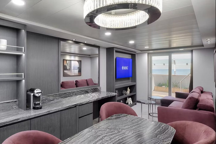 MSC Yacht Club Royal Suite s vířivkou (YC3) - MSC Musica