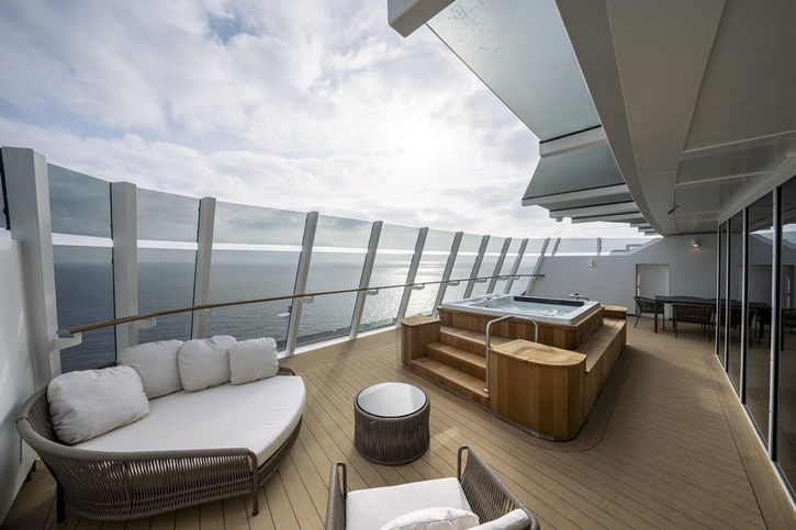 MSC Yacht Club Apartmá Owner´s Suite (YC4), balkon - MSC World Europa