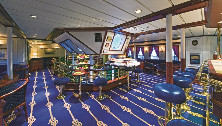 Bar - Star Clipper