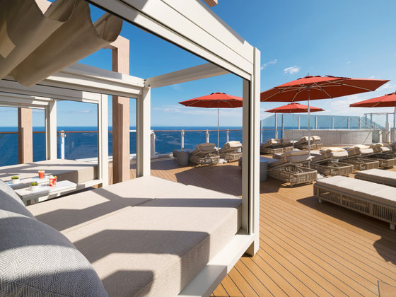 Vibe Beach Club - Norwegian Aqua